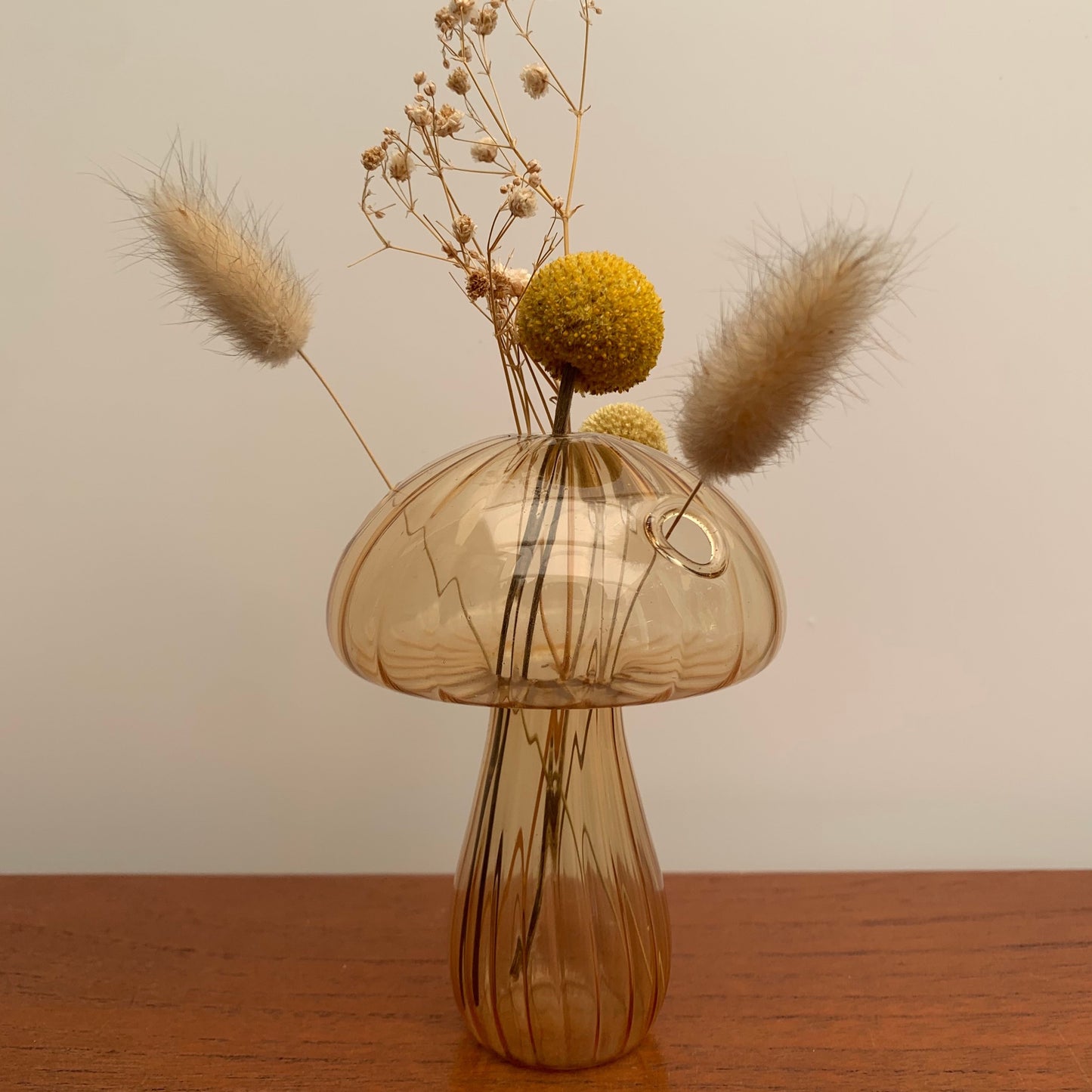 Mushroom Vase - Champagne