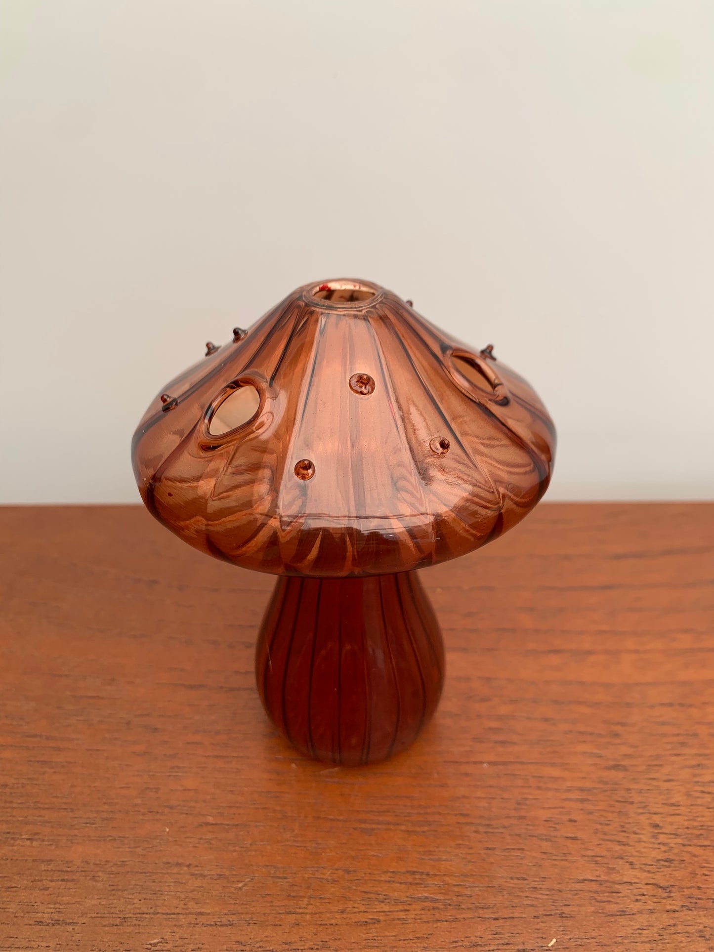 Mushroom Vase - Amber