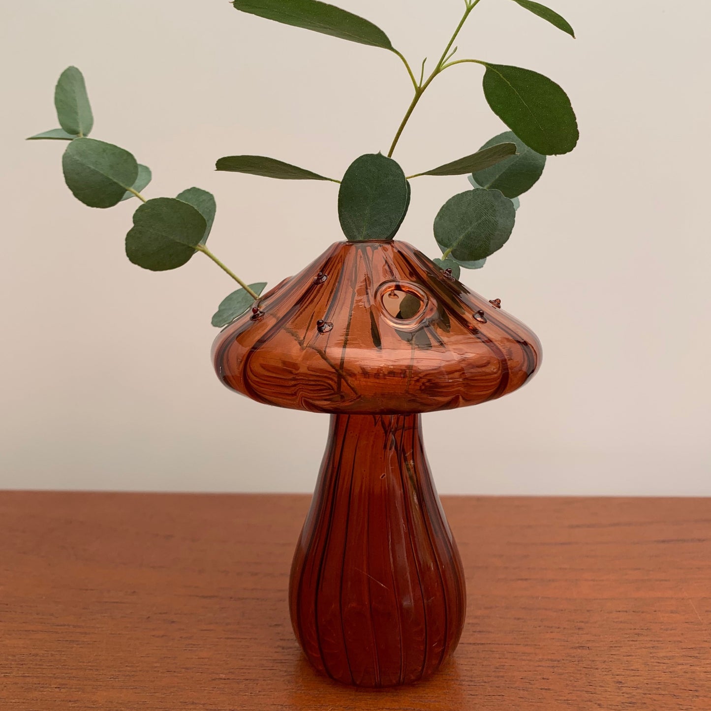 Mushroom Vase - Amber